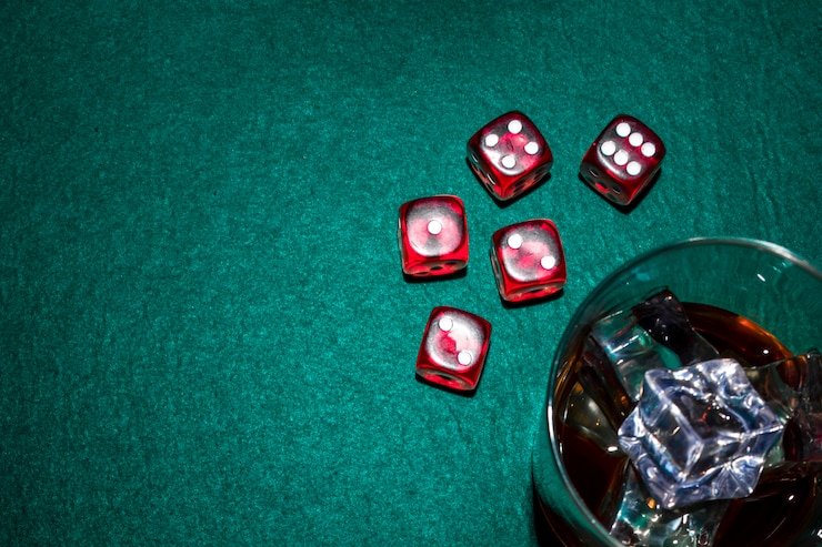 cinacipit app interface showing live table loading and low-data mode toggle